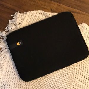 Case logic laptop cover